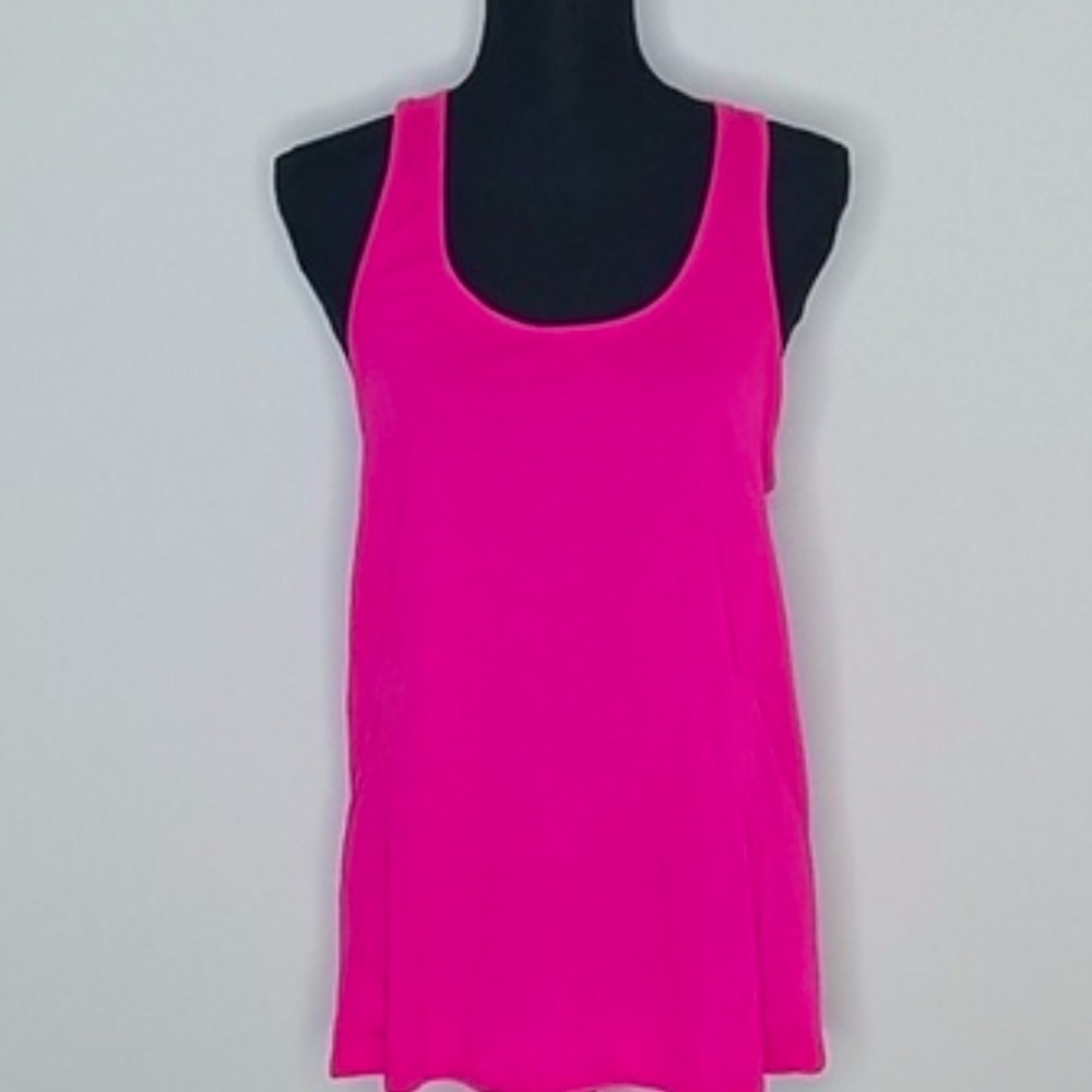 Cute Zone Pro Athletic / Workout Top